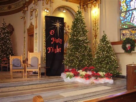 Christmas Decorations at Church | Church christmas decorations ...