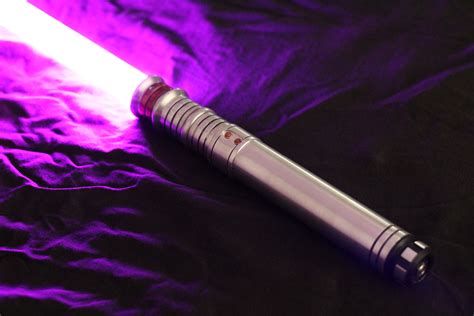 Darth Revan's Lightsaber by Machinimax | The Rebel Armory