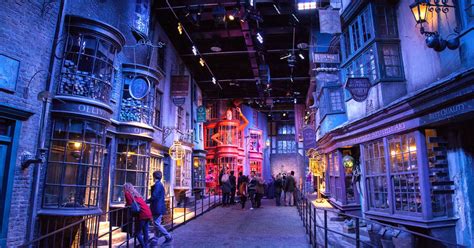 From London: Harry Potter Warner Bros Studio Tour | GetYourGuide