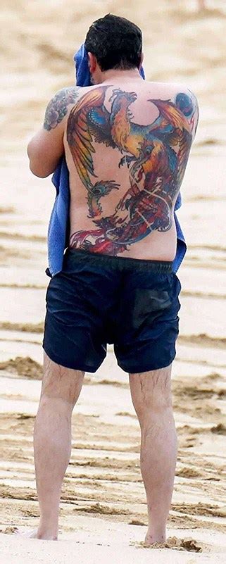 Ben Affleck Phoenix Tattoo / Ben Affleck Back Tattoo Meme : 16 Ageless ...