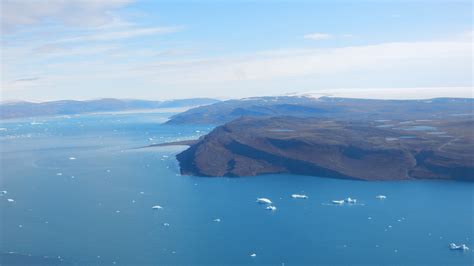 Qaanaaq - Northern Greenland - Around Guides