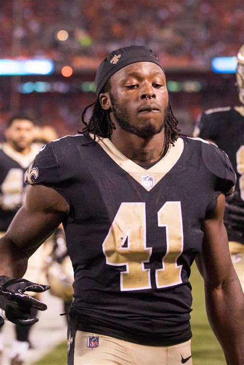 Alvin Kamara Suffers Concussion