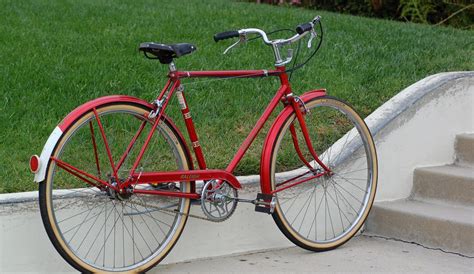 Beautiful Classic Raleigh Sports 3 Speed Bike