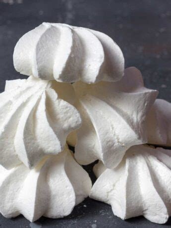 Mary Berry Meringue Recipe | British Chefs Table