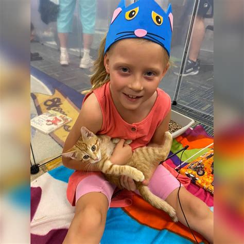 Paws to Read: Pet Rescue and Library Team Up for Happy Kids, Kittens