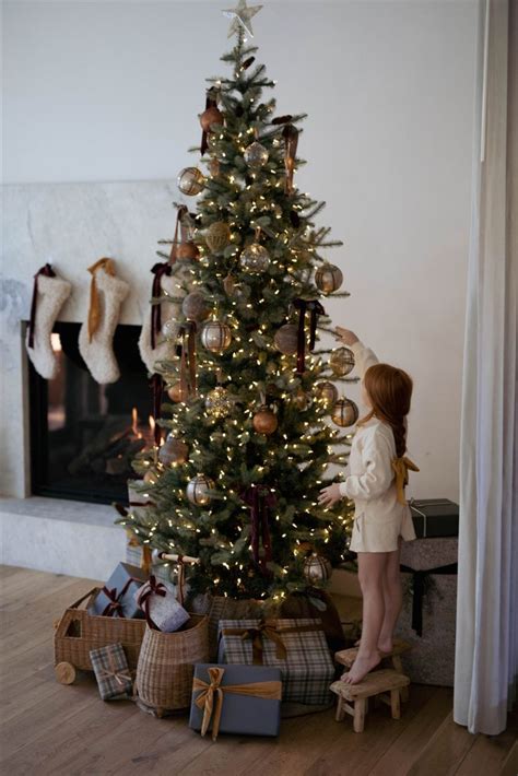 Cher's Holiday Home Tour '22 - Chèr House | Christmas tree themes ...