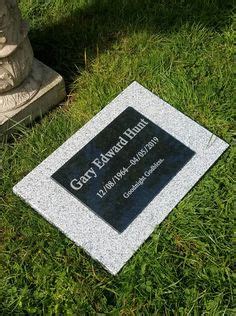 Wernher von Braun (1912 - 1977) | Famous graves, Vons, Grave marker