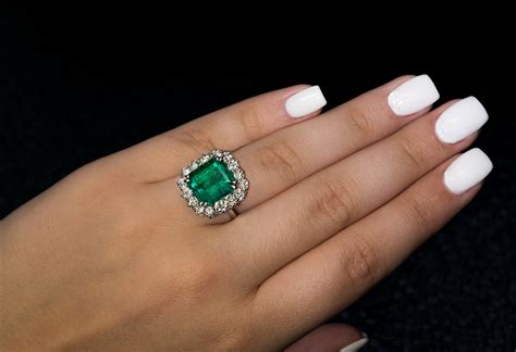 Vintage 7.31 Ct Colombian Emerald and Diamond Engagement Ring - Antique ...