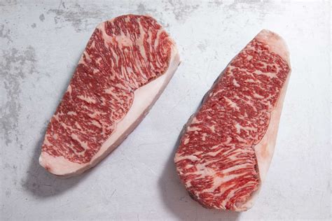 Wagyu Sirloin Steaks MB9+ Delivery| Manettas Seafood Market