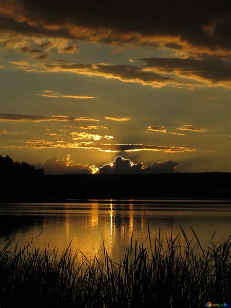 Sunset over water free image - № 36384