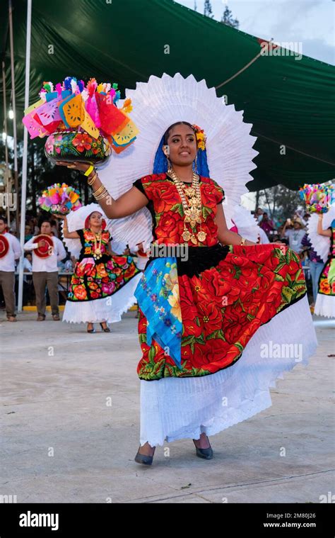 Juchitan oaxaca hi-res stock photography and images - Alamy