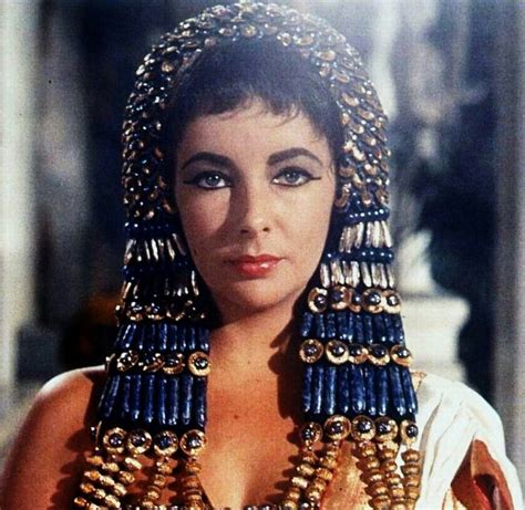 Elizabeth Taylor | Elizabeth taylor cleopatra, Elizabeth taylor, Cleopatra