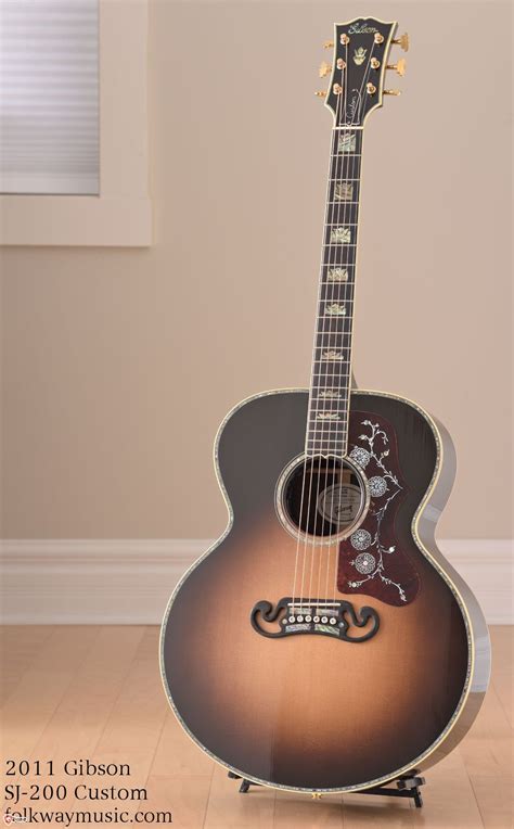 2011 Gibson SJ-200 Custom | Gibson guitars, Guitar, Acoustic guitar