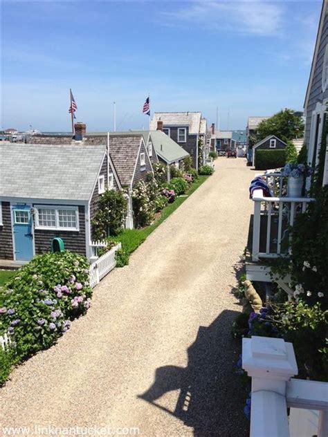 #Nantucket #islandlife #styleranger #thestyleranger | Schöne orte ...