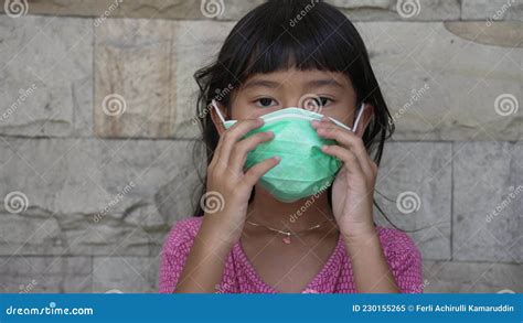 Kids Wearing the Mask for Protect Them Self from Virus and Air ...