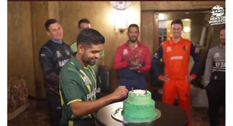 Babar Azam Marks His Birthday With International Cricketers - UrduPoint