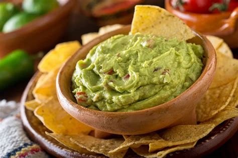 mexican green sauce recipe for tacos with avocado - Arad Branding