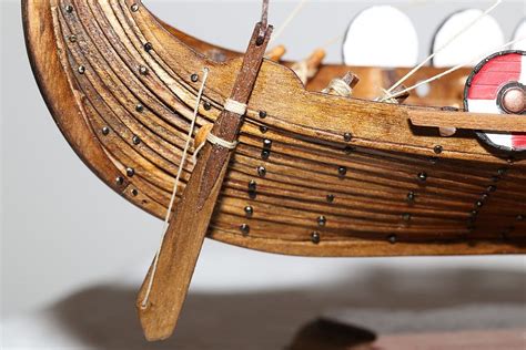 241C8866 - Viking Ship Drakkar - Amati 1:50 by Amfibius - Gallery | Viking ship, Model ships ...