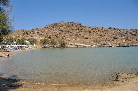 Naoussa Beach | Discover beaches near Naoussa in Paros