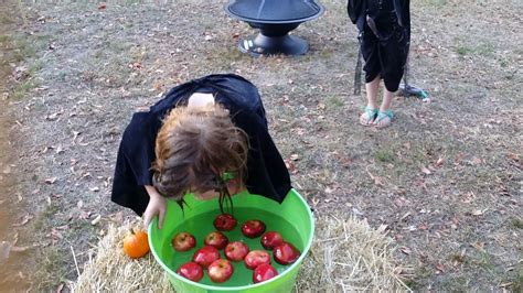 Bobbing For Apples Halloween Party - YouTube