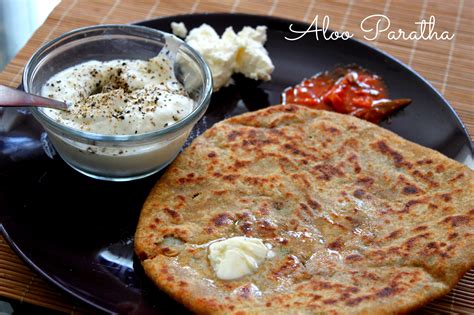 Aloo ka Paratha - Potato stuffed flatbread