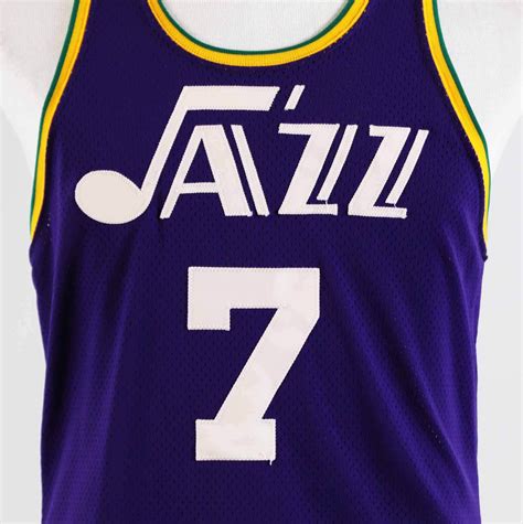 Pete Maravich Game-Worn Jersey #7 New Orleans Jazz 1975-76 ...