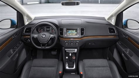 2016 Volkswagen Sharan - Interior | Caricos