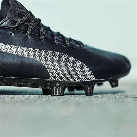 First-Ever Puma King Platinum Neymar Signature Boots Released - Footy Headlines