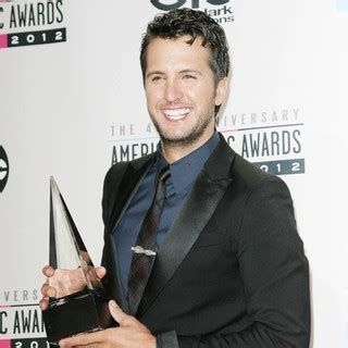 Luke Bryan Picture 70 - 2012 American Country Awards - Press Room