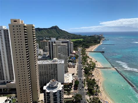 Review: Hyatt Regency Waikiki Beach - Live and Let's Fly