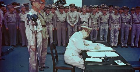 douglas-macarthur-signing-japanese-surrender-document-3 - End of World War II Pictures - World ...