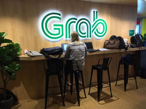 Grab is now officially also a digital payments company