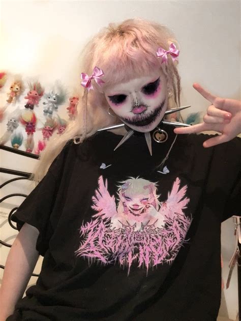 jazmin bean🦟☆彡 on Twitter in 2021 | Goth aesthetic, Pastel goth fashion, Cybergoth