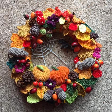 https://www.facebook.com/photo.php?fbid=10153894250896146 | Crochet wreath, Fall crochet ...