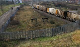 Disused railway sidings © Trevor Littlewood cc-by-sa/2.0 :: Geograph ...