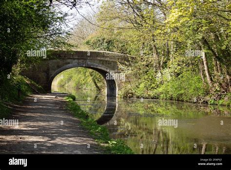 Lancaster Canal Bridge 17 Stock Photo - Alamy