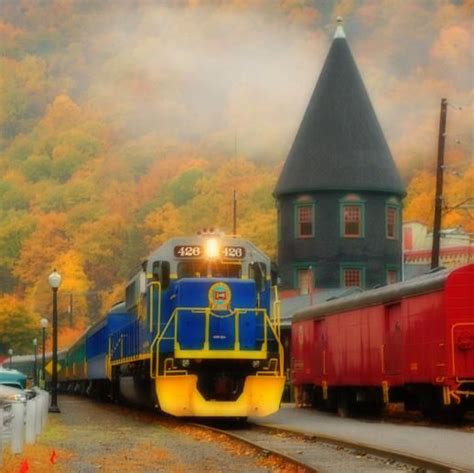 JIm Thorpe Fall Foliage train ride. | Scenic, Train tracks, Train