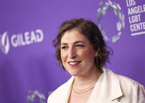 Mayim Bialik reveals NSFW meaning behind two Yiddish words in viral ...