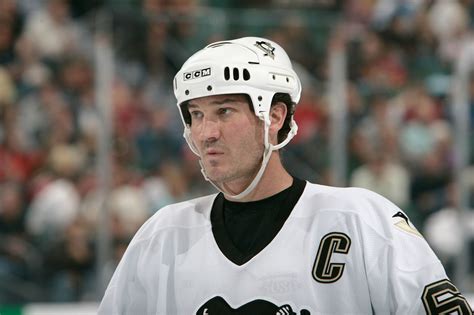 Pittsburgh Penguins: Mario Lemieux should be considered the GOAT