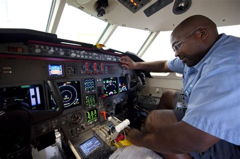 Brazil Approves New Cockpit Displays for Falcon 900C/EX - Avionics ...