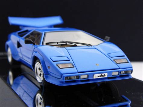 Lamborghini Countach 5000S blue / blue AutoArt - 54534, EAN 674110545340