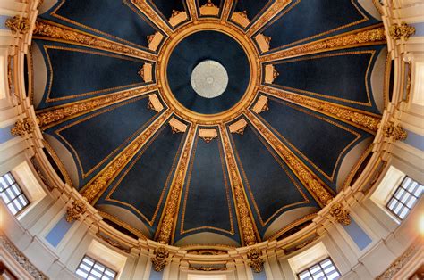 Minnesota State Capitol Rotunda Dome in Saint Paul, Minnesota ...