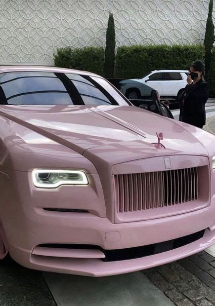 Does a PINK ROLLS ROYCE cost more than a non-pink Rolls Royce? in 2021 ...