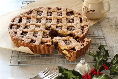 Mince Pie Lattice Tart - Gem Bakes