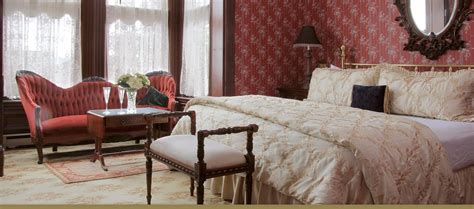 Olivia Room 210 - Victorian Inn