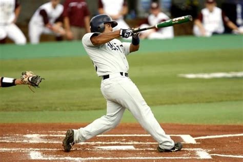 What Is Slugging Percentage in Baseball? The Ultimate Guide - Coaching Kidz