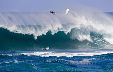 A Pleasant Holiday Travel: Surfing Sunset Beach Hawaii