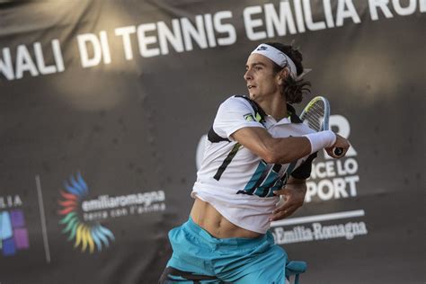 ATP Sardinia: Lorenzo Musetti retires in the semifinals with a problem ...