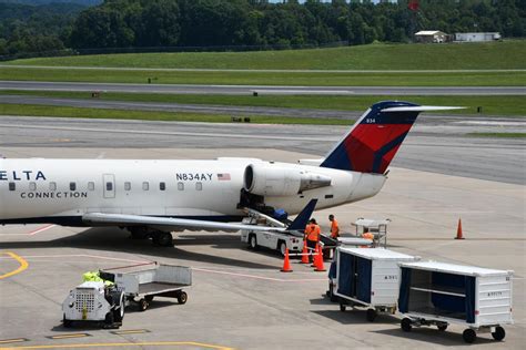 Tri-Cities airport looks to future of fixed-base operator services | Local News | timesnews.net