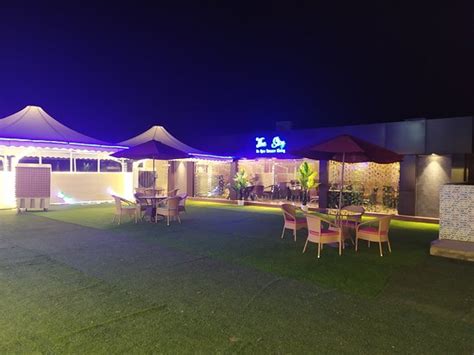 THE SKY - AN OPEN TERRACE RESTAURANT, Azamgarh - Restaurant Reviews ...